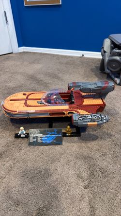 Luke skywalkers land speeder Lego set