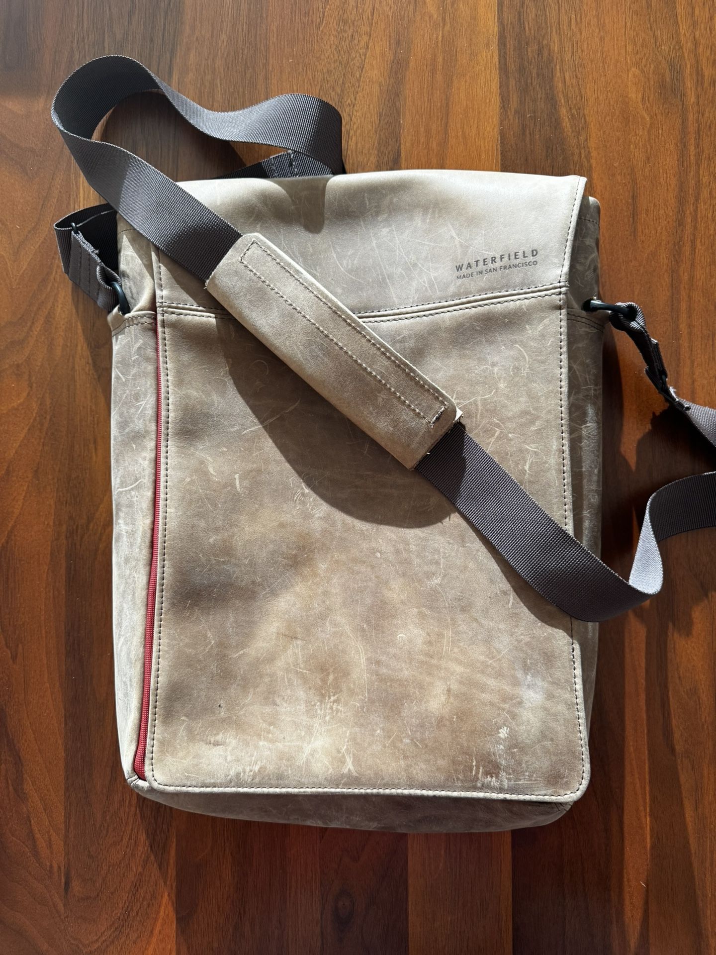 Waterfield Muzetto Leather Laptop Bag
