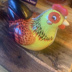 Vintage Tin Hen Toy
