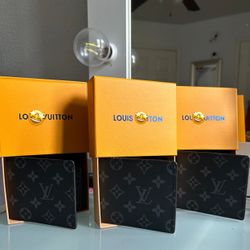 Loui V Black Men’s Wallet 