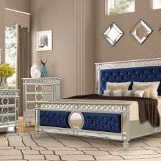 King Bedrooms Set With Out Mattress