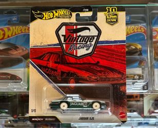 Hot Wheels Premium - Jaguar