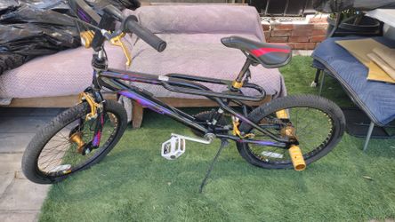 1990's BMX bike, FX760 BMX purple and black frame