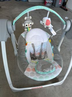 Baby Swing - Bright starts 6 Speed Swing With Music 