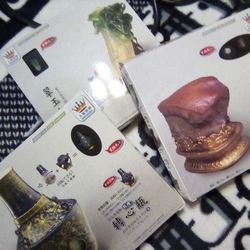 3- SETS OF BRAND NEW MINIATURE DOLL HOUSE FURNITURE SEE ALL PICS SELLING TOGETHER