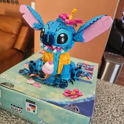 Disney Stitch Lego 