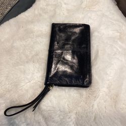 HOBO 100 % genuine leather clach/Wallet/Wristlet 