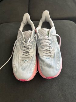 Hoka women’s shoe size 11