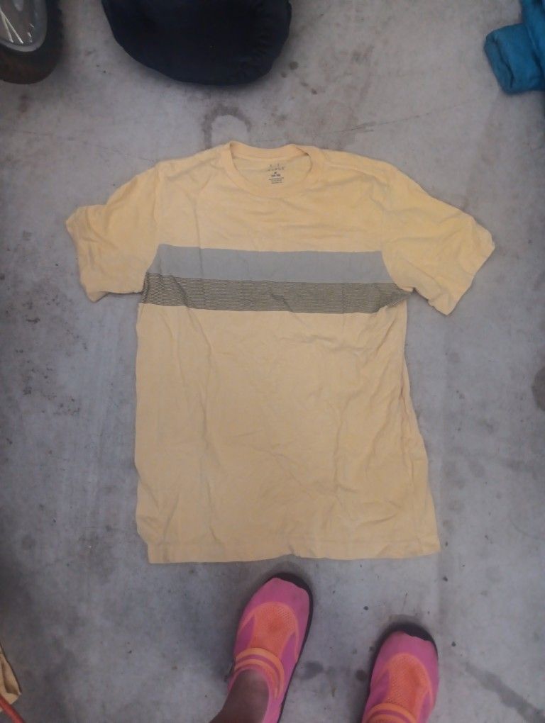 Size M T Shirt
