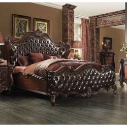 Brand New Luxury Royal Cherry Oak/Espresso Bed