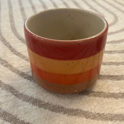 Small Planter. Desert Color Scheme