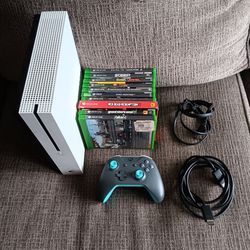 Xbox One X 1tb White, Games, And 1 Controller 