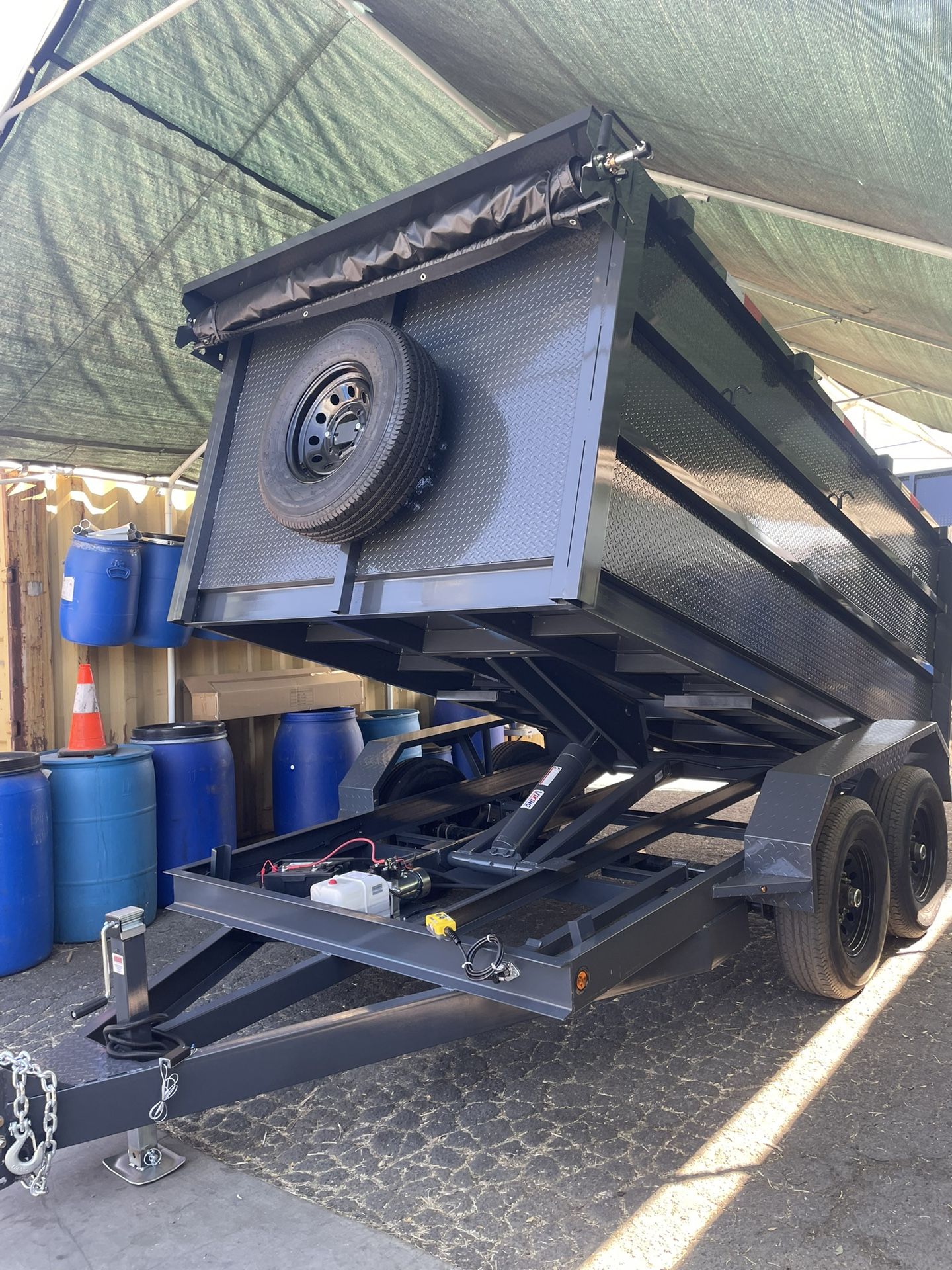 Scissor Lift Dump Trailer In Stock With Extras