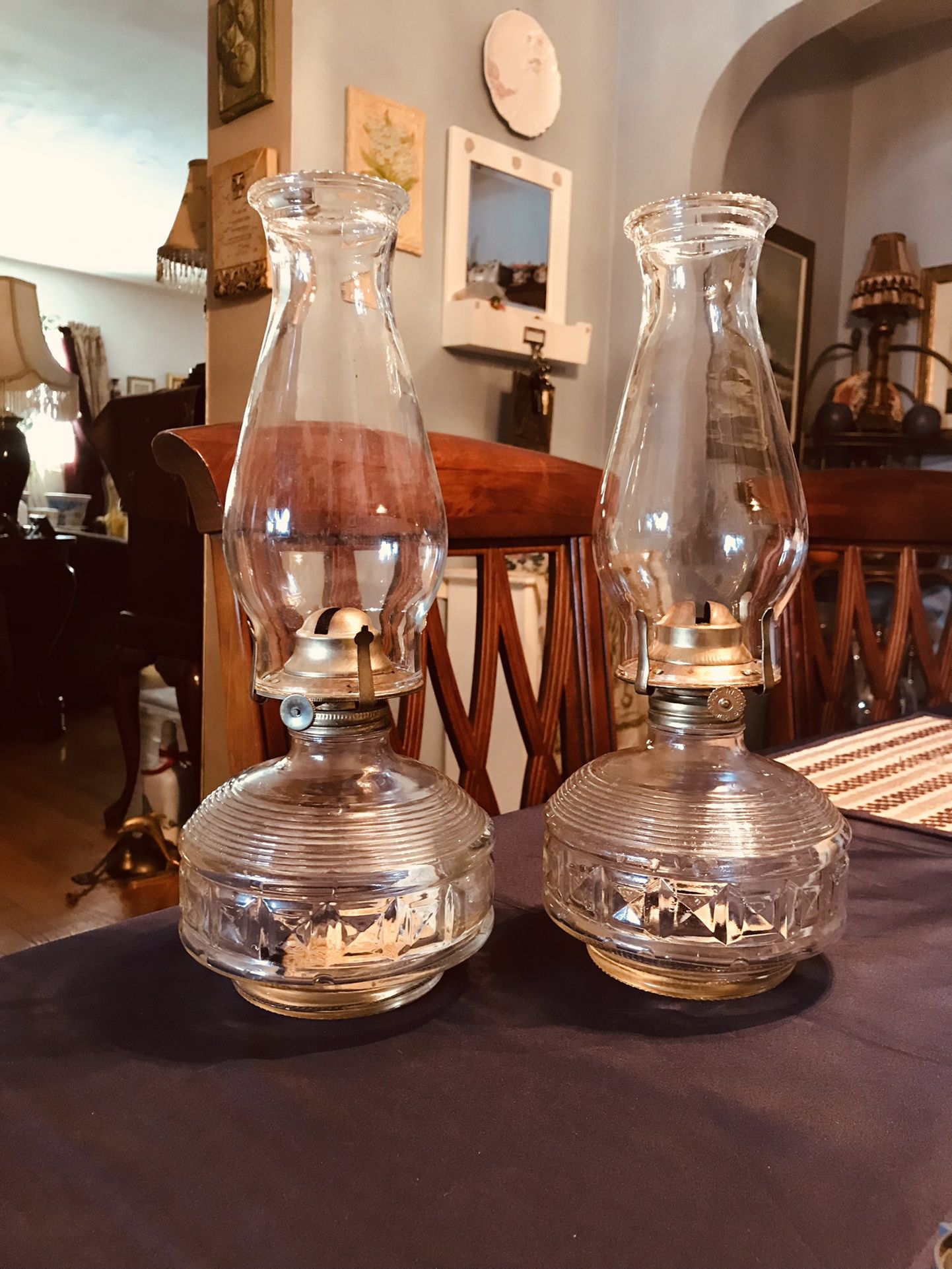 Nice Set If Vintage Hurricane Oil Lamp With The Glass On It’s 14” Inches High Hong Kong 