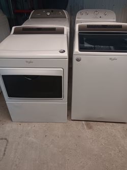 Whirlpool washer and dryer set