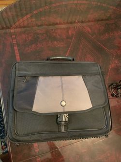 Laptop Brief Case w/ many storage compartments