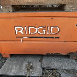 Ridgid Universal Storage Chest, 48′′x24′′, Job Site Tool Box