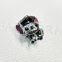 Pandora Stitch Graduation Charm 793789C01 + FREE Pandora Gift Box