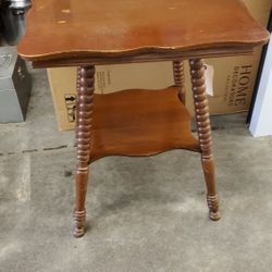 Antique Tiger Oak Side Table