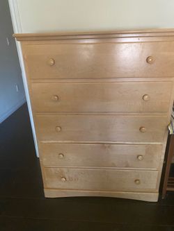Dresser