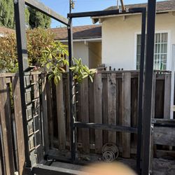 Heavy  Squat Rack With Pull Up Bar 