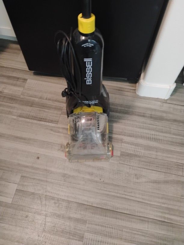 Amazing Bissell Power Force Carpet Cleaner Shampoer