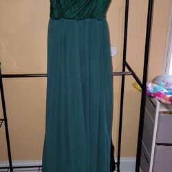 Summer Elegance Off-Shoulder Maternity Dress - Semi-Sheer Tulle Maxi with a Split for Photo Moments