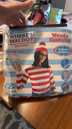 Where’s Waldo? - Halloween Wenda Costume