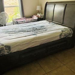 Queen Bedroom Set 