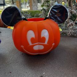 Mickey pumpkin