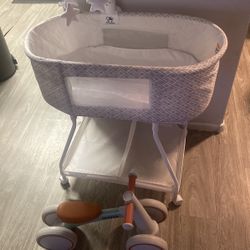 Baby Crib Bassinet 