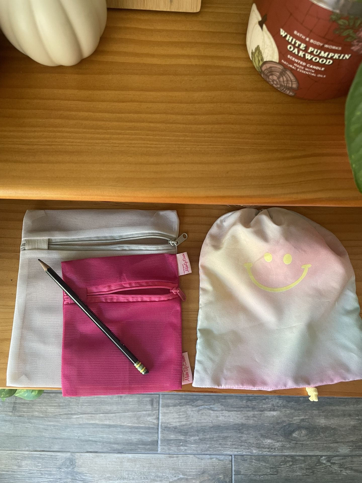 Mesh Bags & Ipsy Drawstring Bag