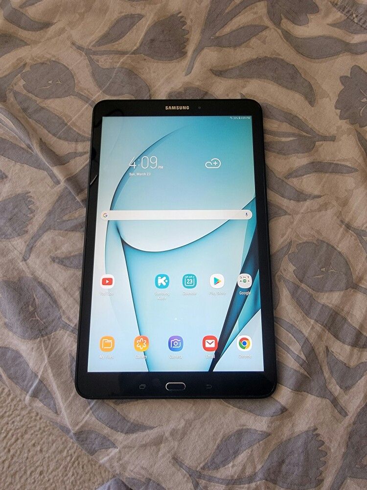SAMSUNG GALAXY TAB A 9.7" 32GB RAM WORKING FINE WIF ONLY  tablet tableta tab samsung 