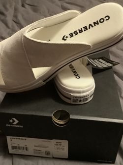 Woman’s Converse Sandal