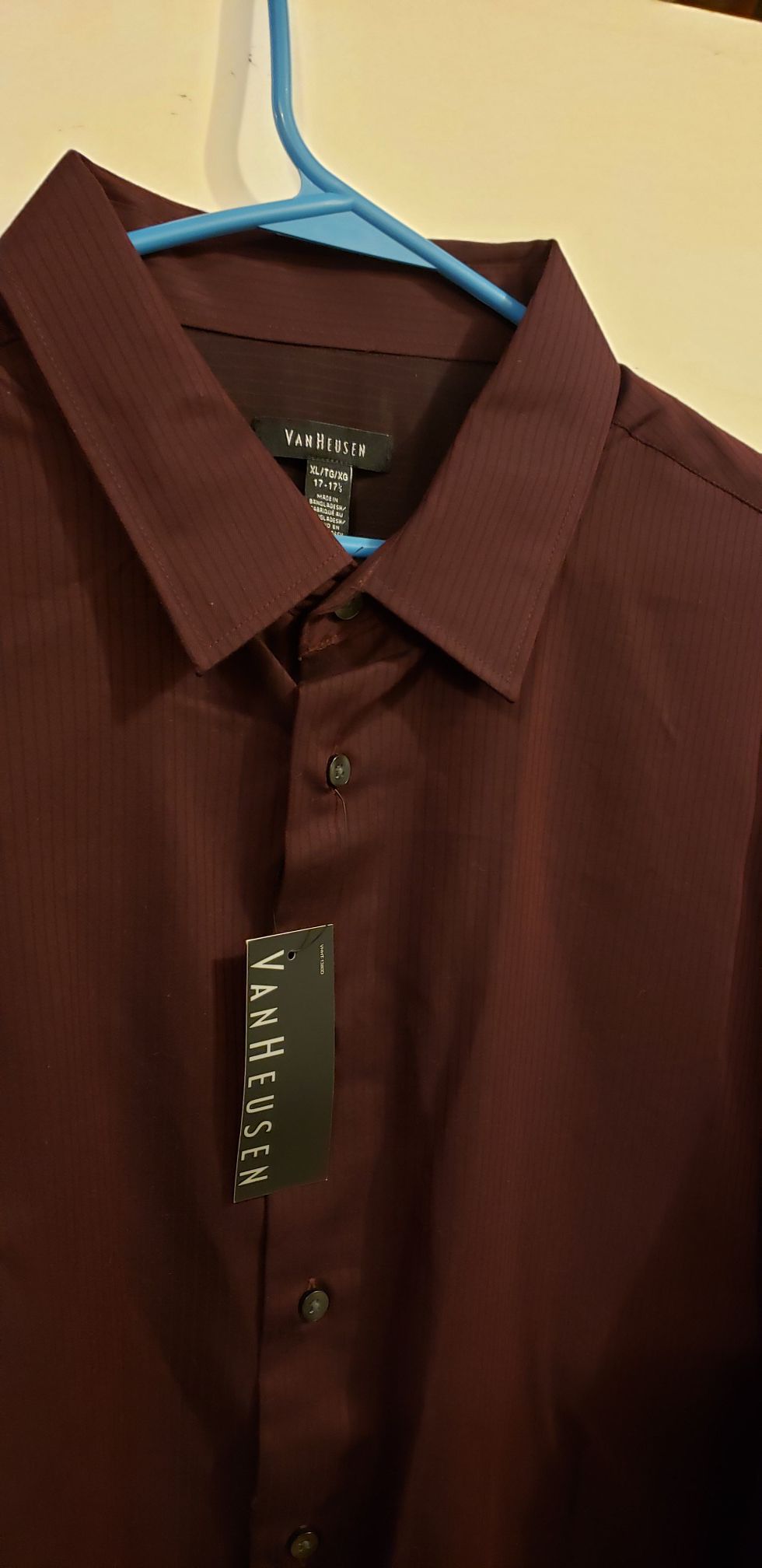 New Van Heusen Long Sleeve Shirt Size XL