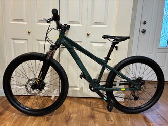 Diamondback Line 24” for kids. Like new. Pick up in Newporthill Bellevue 98006.
