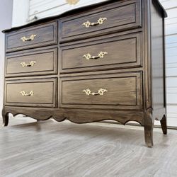 ✨ Antique French Provincial Solid Wood Dresser – Dark Walnut & Gold Hardware ✨