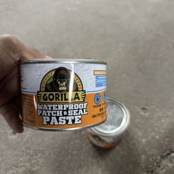 Gorilla 109406 Waterproof Patch & Seal Paste, White, 1 Lb.