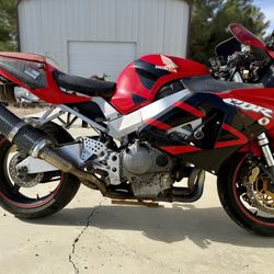 2001 Honda CBR 929