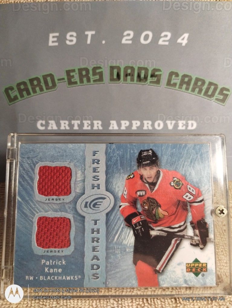 RC Patrick Kane Upper Deck Rookie Plus 2 Pieces Of Jersey