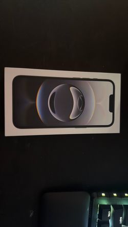 iPhone 16e