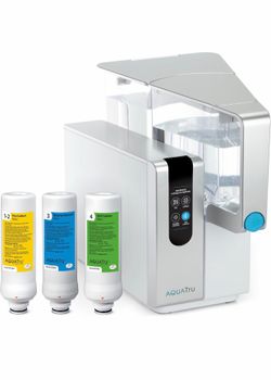 "AquaTru Classic countertop water purifier, model AT2040, 4-stage system, brand new, in the box."
