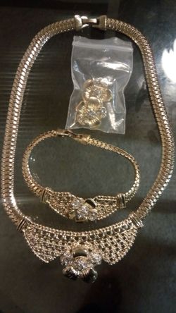 Beautiful three piece Gold plated set