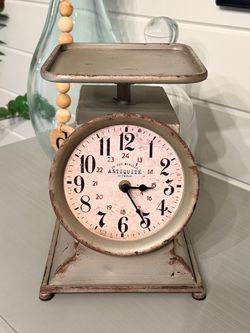 Farmhouse Clock