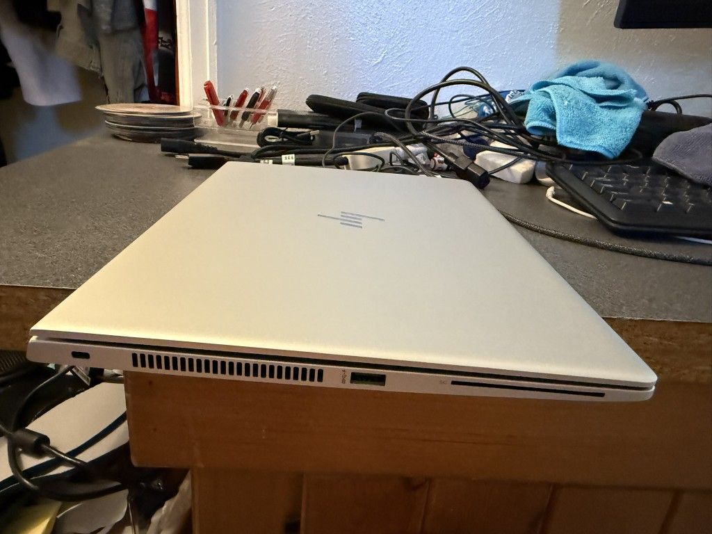 hp probook 470 g5 intel i5 at 1.60ghz 32gb ram 17.3-inch win 11