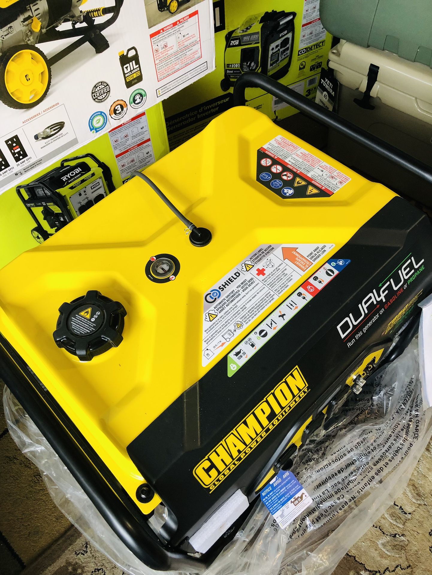 CHAMPION DUAL FUEL 7850 STARTING WATT 6250 RUNNING WATT 120 VOLT240