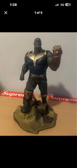 Infinity War Thanos Statue