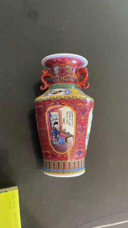 Chinese pottery vase