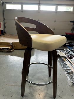 One Bar Stool