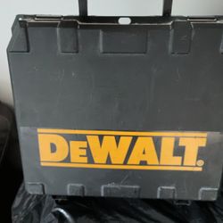 DeWalt Power Drill/3 Batteries and Charger 